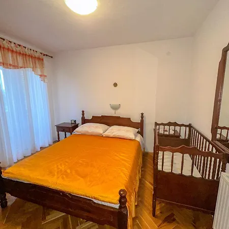 Privlaka Villa *